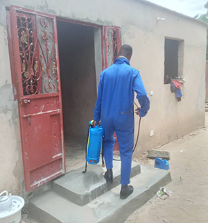 Decontamination activity in Mekhe (Thiès region). Photo credit: Mame Mbaye/MTaPS